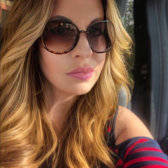 💘 angela p 💘 - Picture 3 of 5